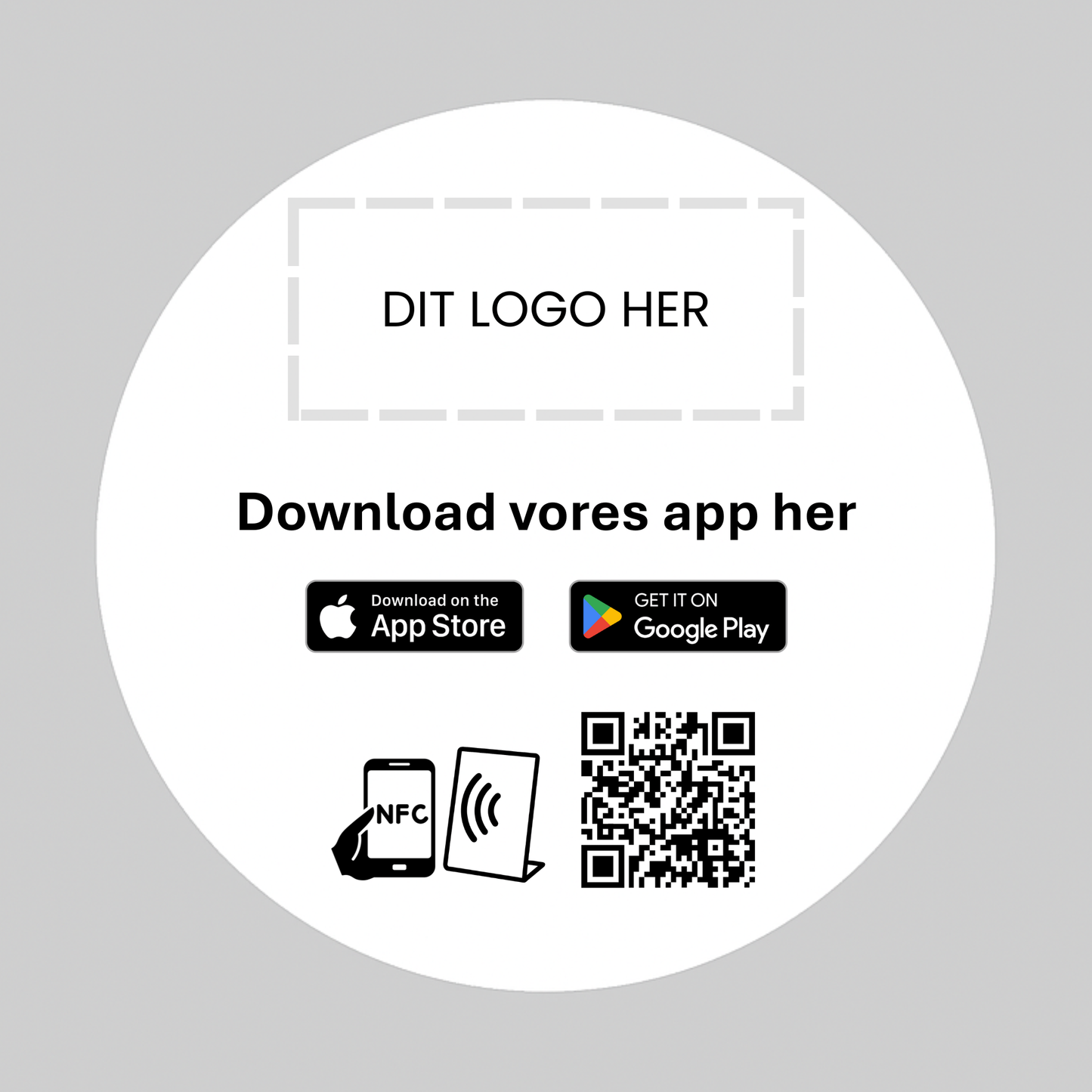 Rund selvklæbende pad til Download App med NFC og QR kode – fås med eget logo for et professionelt og personligt udtryk.