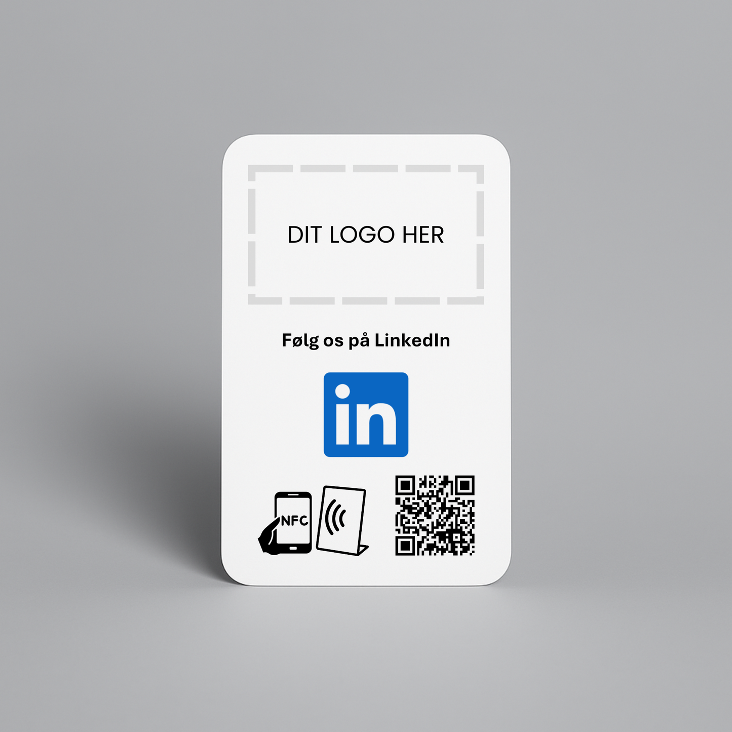 Kort til LinkedIn med NFC og QR kode – fås med eget logo for et professionelt og personligt udtryk.