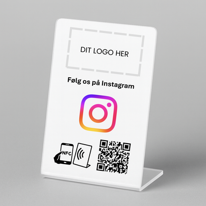 Bordstander til Instagram med NFC og QR kode – fås med eget logo for et professionelt og personligt udtryk.