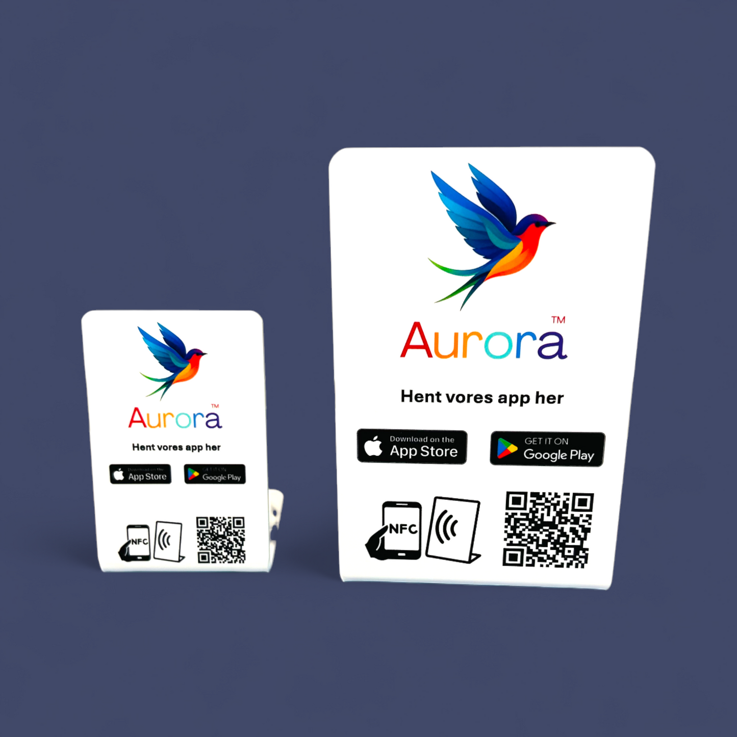 NFC og QR kode bordstandere med eget logo til at få kunder til at downloade app