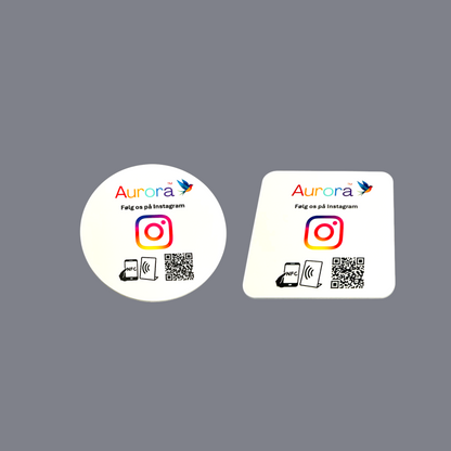 Selvklæbende pad med NFC og QR kode til at få flere følgere på Instagram
