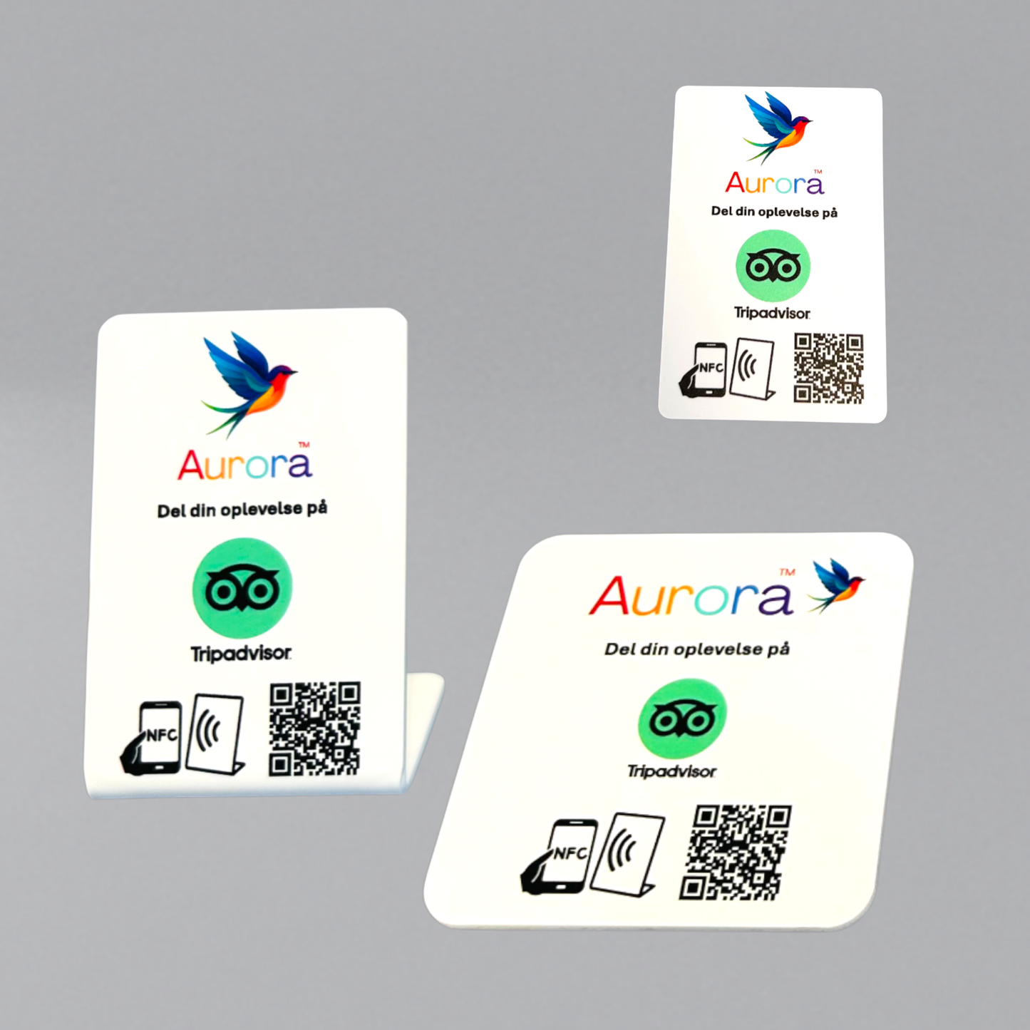 Pakke med NFC Bordstander, selvklæbende pad og kort med QR kode og dit logo til Tripadvisor anmeldelser