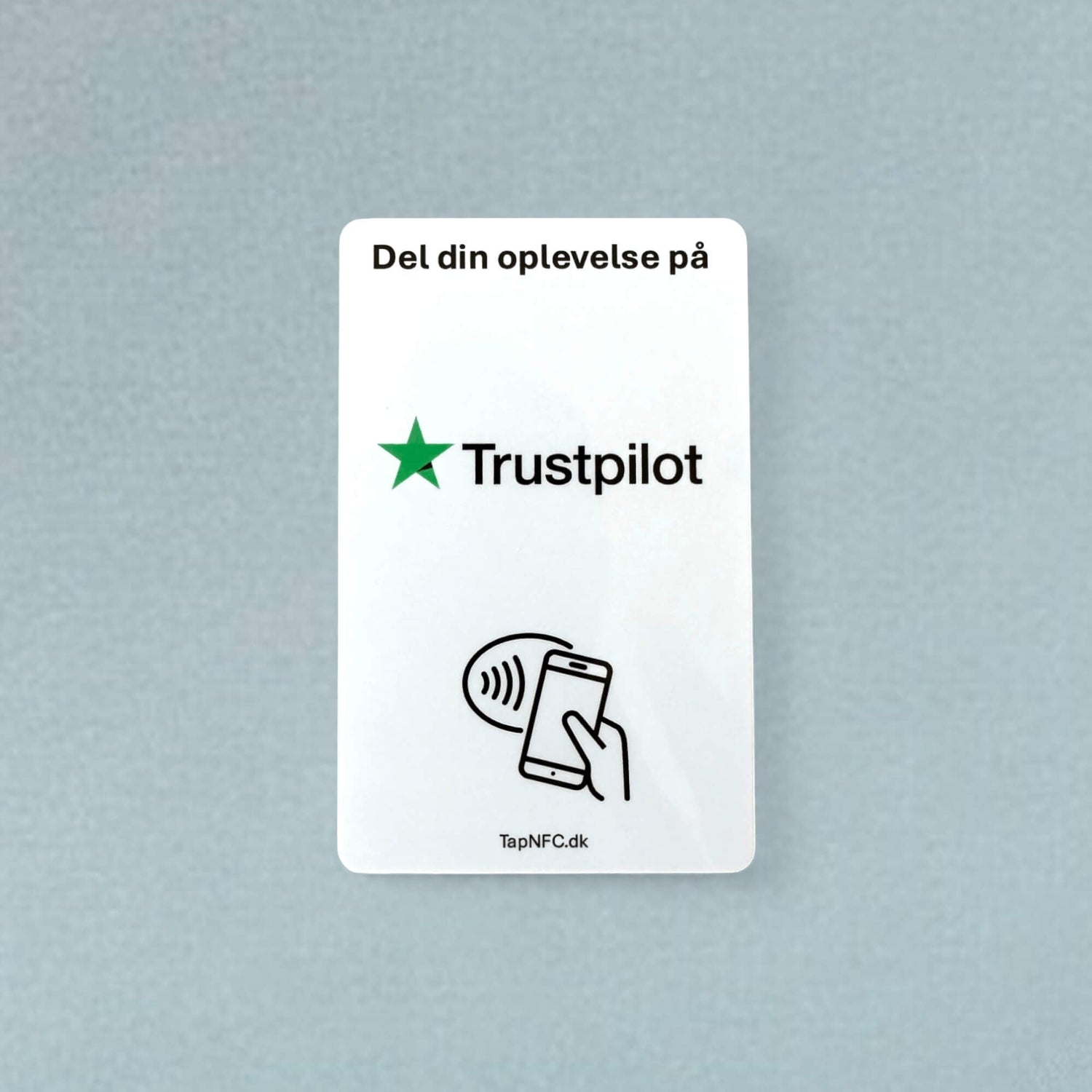 Kort til Trustpilot med NFC og QR kode – gør det nemt for kunder at interagere med din virksomhed.