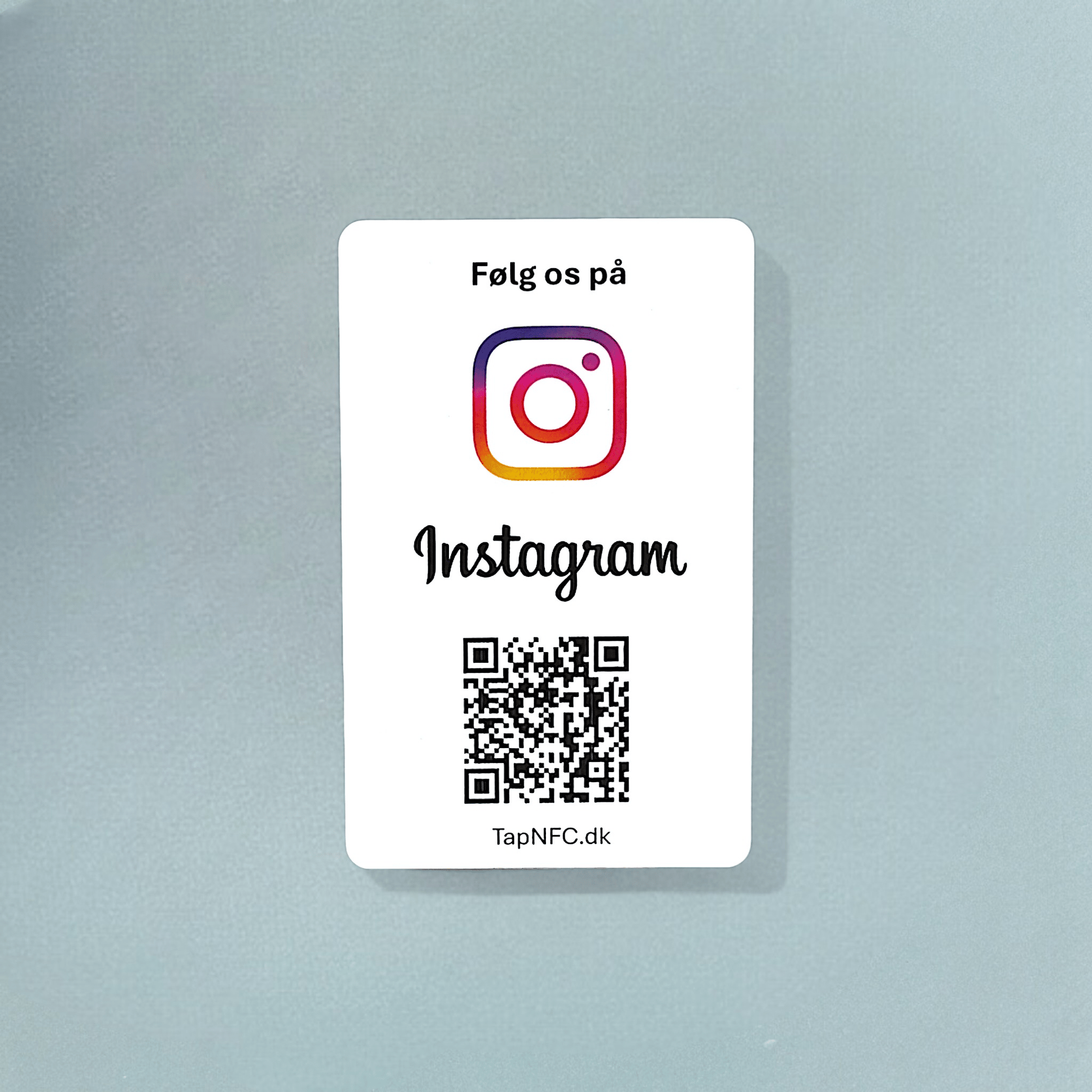 Følg os på Instagram kort med NFC og QR kode - TapNFC ApS