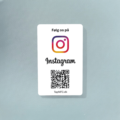 Følg os på Instagram kort med NFC og QR kode - TapNFC ApS