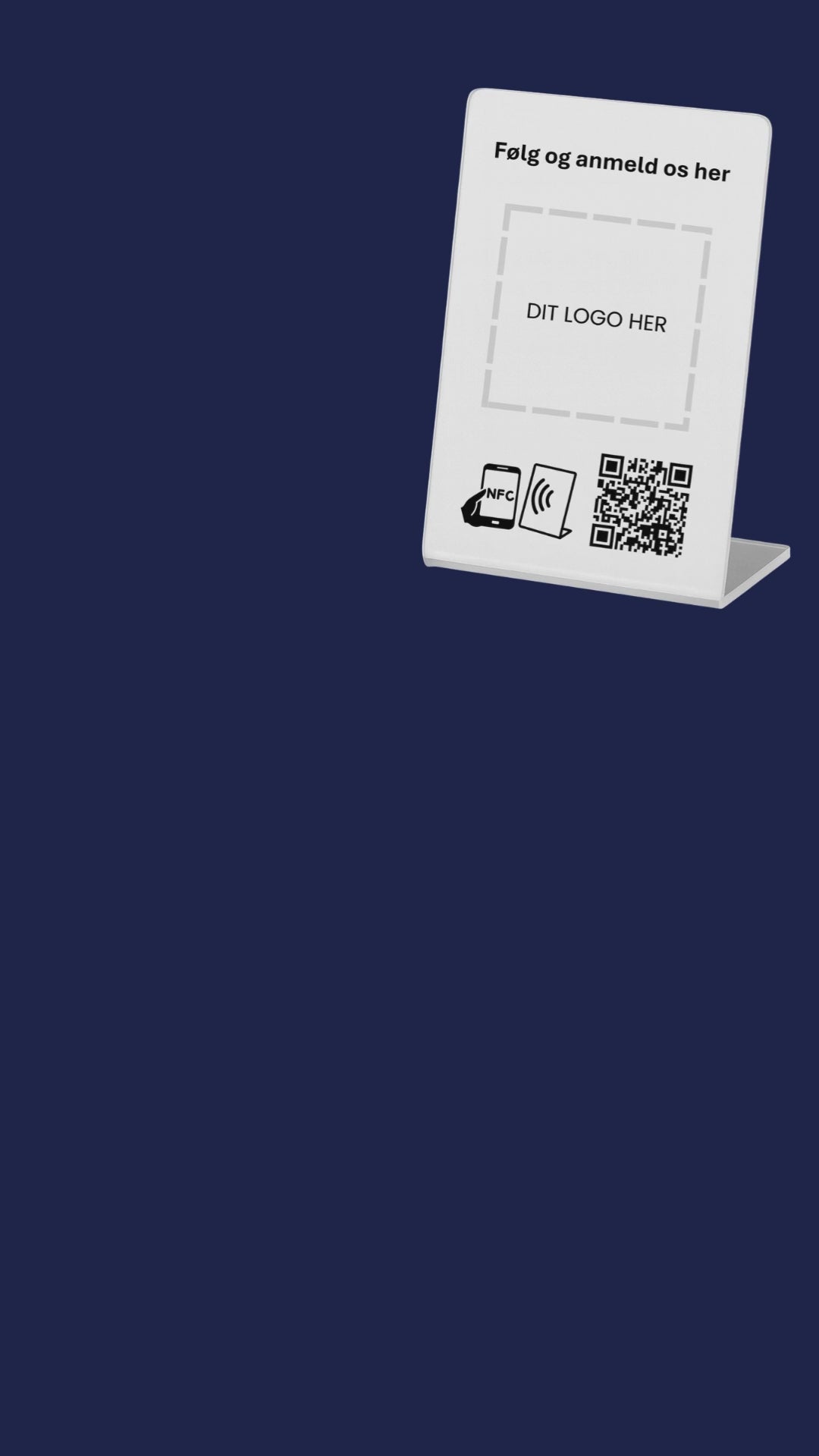 Telefon der tapper bordstander til MultiLink med NFC og QR kode. Telefonen føres til butikkens linksamlingsside.
